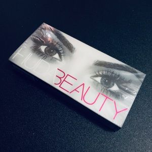 HUDA BEAUTY SCARLETT #8 eyelashes